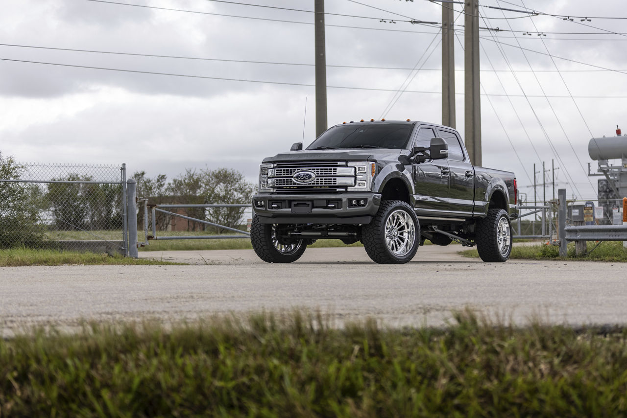 2018 Ford F250 - XD ROVER - Polished | Wheel Pros